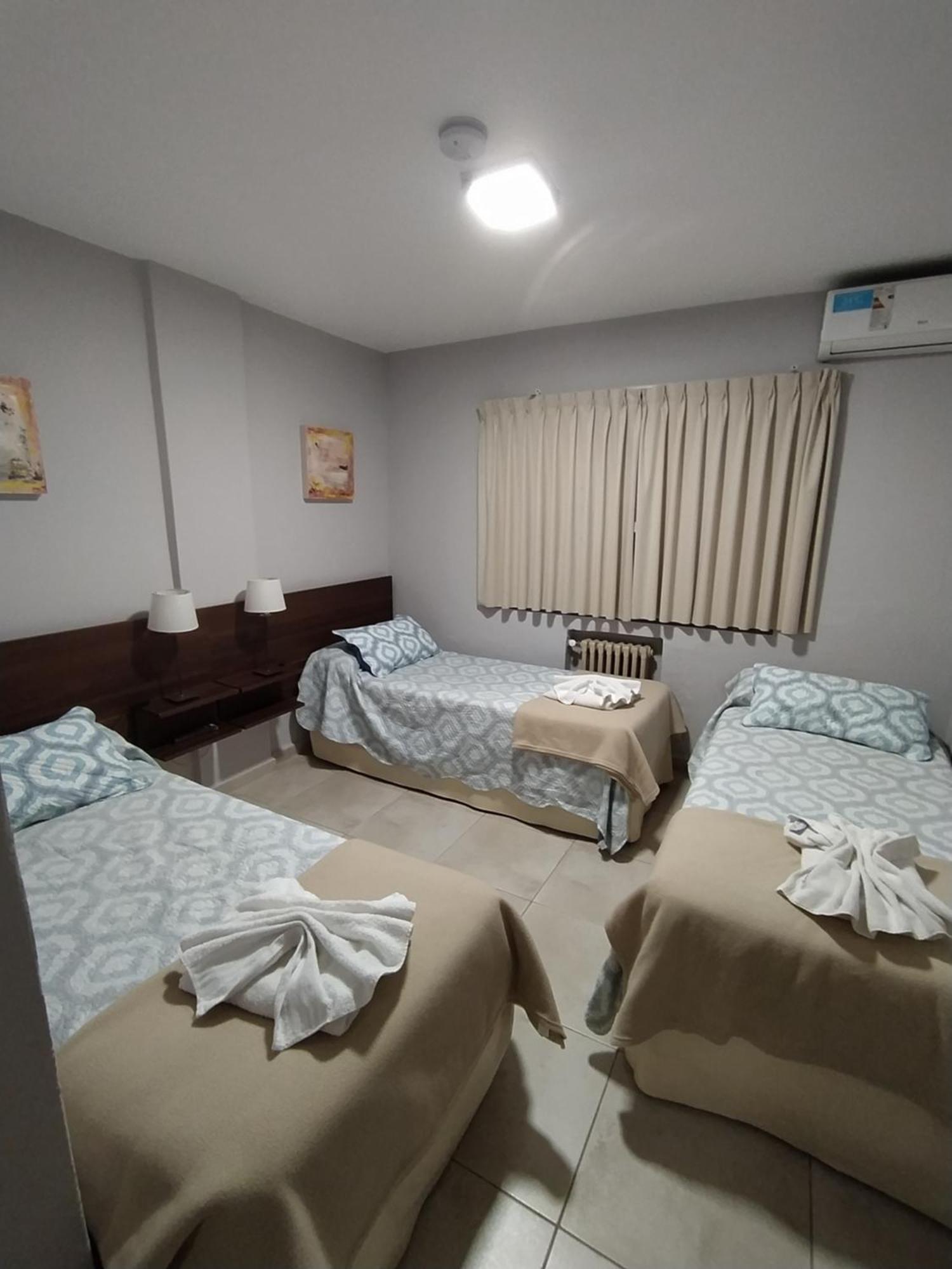 Hotel Hurlingham Villa Carlos Paz Quarto foto